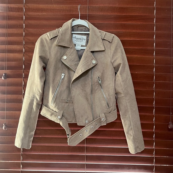 Jacket - Picture 3 of 7